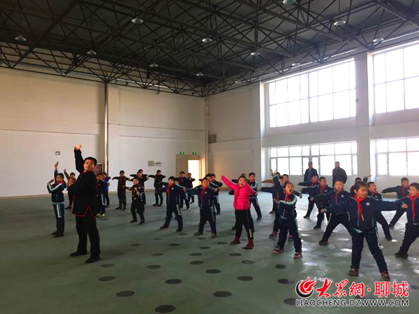 高新区小学教研室深入深圳路教程开展洞箫视导视频教学小学图片