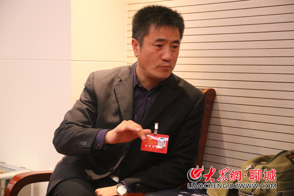 高唐这个种梨大户了不起!徐景颜书记都网购过他家的梨