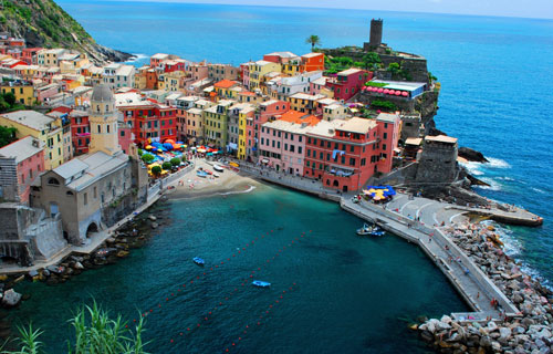 Cinque Terre,Italyص